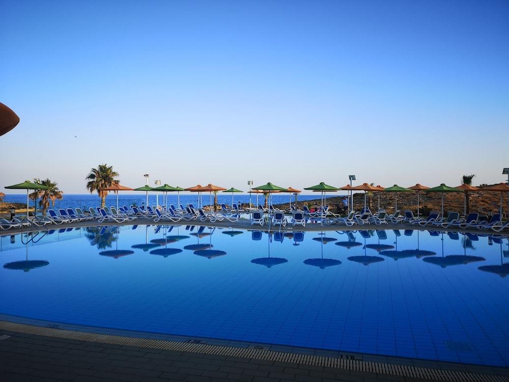 Aktea Beach Village Ayia Napa Luaran gambar